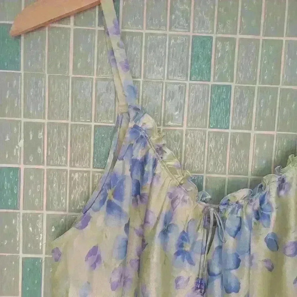 Vintage Oscar Dela Renta Lingerie Strap Slip Dress with beaded detail - Picture 10 of 14